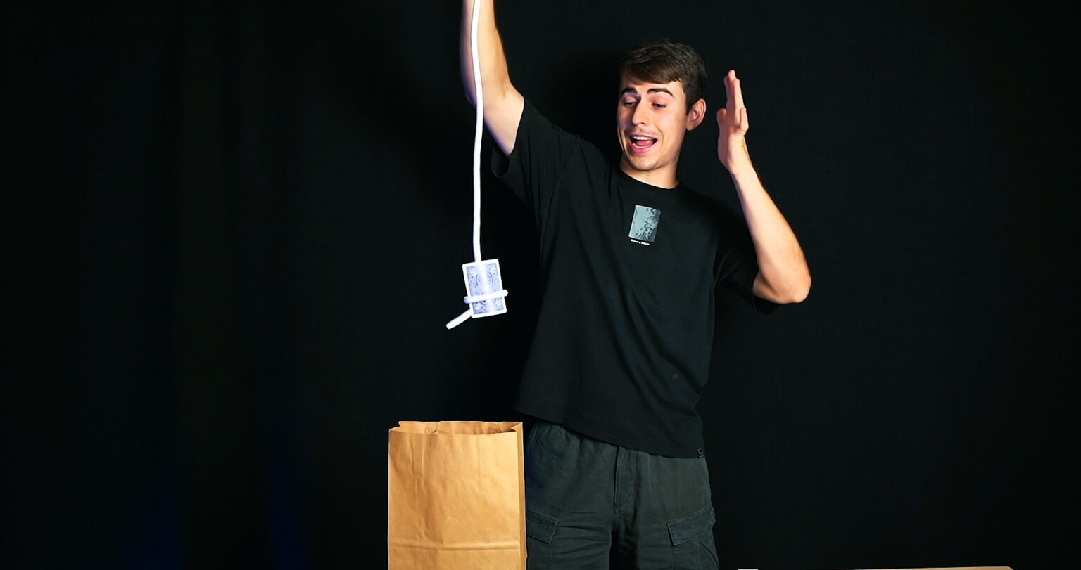 Escuela Online de Magia y Cardistry